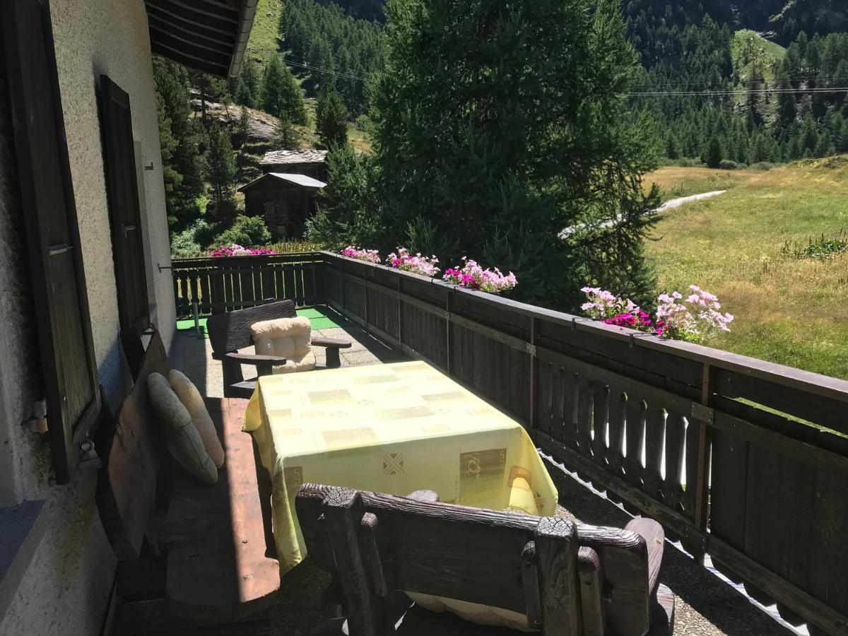 Chalet Alm Церматт Екстер'єр фото
